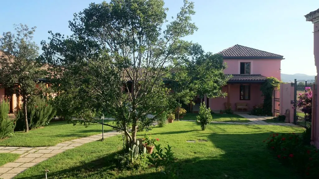 La Corte Dei Rei Aparthotel Castiadas